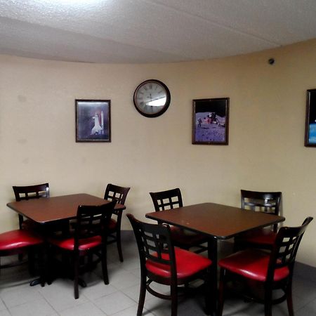 Budgetel Inn Houston/Nasa Webster Kültér fotó